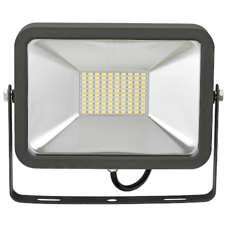 Global Industrial LED Flood Light, 50W, 4500 Lumens, w/Mounting Bracket 500897